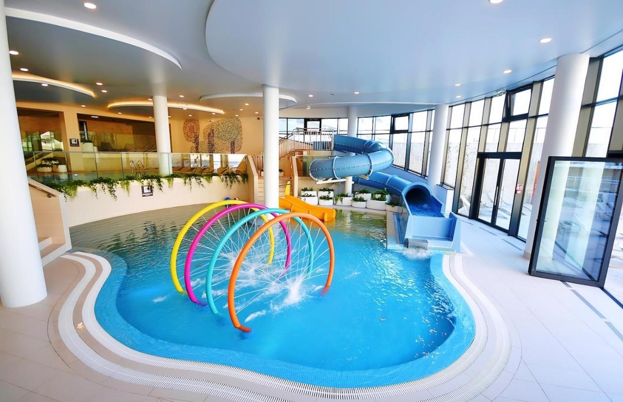 Polanki Aqua Apartamenty Z Basenem I Wellness Idealne Dla Rodzin 코워브제크 외부 사진