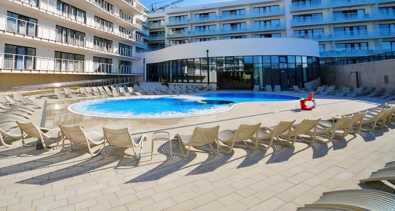 Polanki Aqua Apartamenty Z Basenem I Wellness Idealne Dla Rodzin 코워브제크 외부 사진