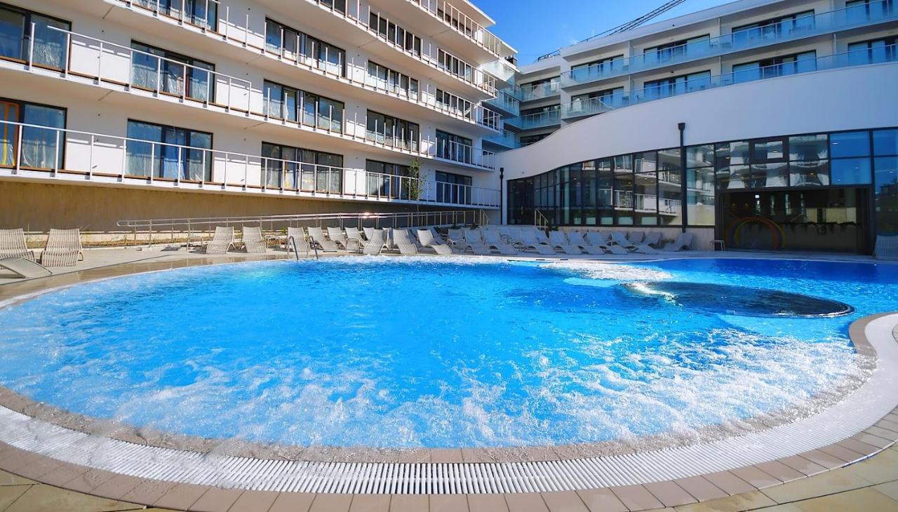 Polanki Aqua Apartamenty Z Basenem I Wellness Idealne Dla Rodzin 코워브제크 외부 사진